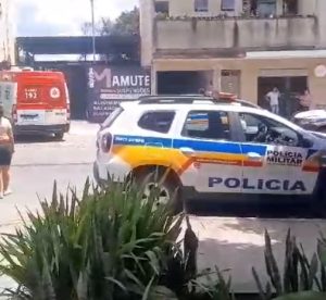Homem &eacute; morto a tiros no Santa Rosa, em Divin&oacute;polis