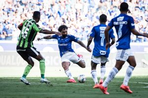 Cruzeiro e Am&eacute;rica empatam e decis&atilde;o da vaga para a final fica para o pr&oacute;ximo jogo.