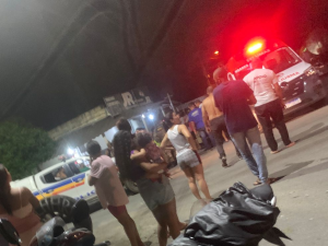 Tiroteio no bairro Padre Eust&aacute;quio mata mulher e deixa feridos, em Divin&oacute;polis