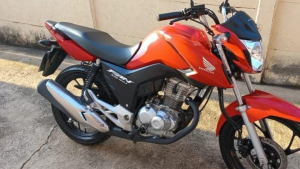 Vídeo: moto é furtada em menos de 10 segundos no bairro Interlagos, em Divinópolis