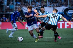 Cruzeiro ter&aacute; time argentino pela Sul-Americana, mas &eacute; o favorito do grupo.