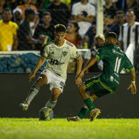 Galo e Gavi&atilde;o-Real se enfrentam pela Copa do Brasil. Atl&eacute;tico x Manaus. A Minas FM transmite.