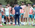 Matheus Pereira, inicialmente, será banco com Leonardo Jardim?