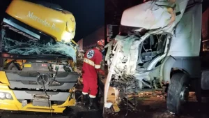 Nova Serrana: Acidente na BR-262 deixa feridos; um dos motoristas ficou preso &agrave;s ferragens