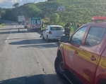 Oliveira: Acidente entre três carros e dois caminhões é registrado na BR-381