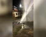 Vídeo: vazamento impressiona pela força da água, no bairro Planalto, em Divinópolis