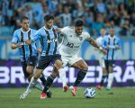 Atlético domina o jogo mas perde para o Grêmio na estreia do Brasileirão.