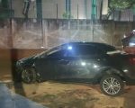 Foragido é preso após ser perseguido pela polícia e capotar carro em Contagem