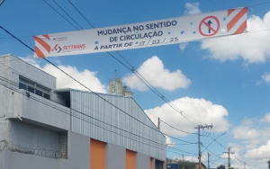 Tr&acirc;nsito: sistema bin&aacute;rio ser&aacute; aplicado na rua Rosana Noronha Guarani e Av. Brasil, em Divin&oacute;polis