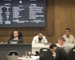 Projeto que permite redistribuição de vacinas é aprovado na Câmara