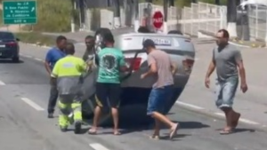 Crian&ccedil;a que ficou em estado grave ap&oacute;s carro capotar na MG-050 tem melhora no quadro, diz CSSJD