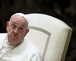Mesmo hospitalizado, Papa Francisco envia mensagem de oração pelas famílias em crise