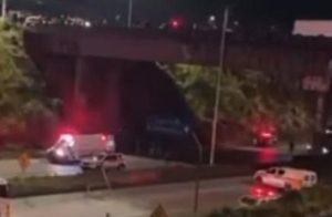 PM tenta impedir homem de pular do viaduto e os dois caem e morrem na Grande BH