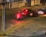 VÍDEO: homem agride ex-companheira e é atropelado por motorista que tentava defendê-la em BH