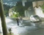 Vídeo: Homem assedia estudante e a obriga a andar de mãos dadas com ele em BH