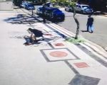VÍDEO: idosa é derrubada no chão durante assalto no bairro Belvedere, em BH