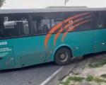 VÍDEO: ônibus do Move bate em imóvel após tentativa de evitar colisão em BH