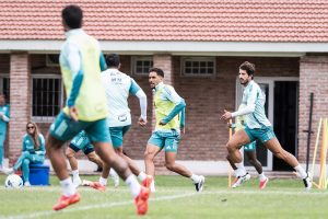 Cruzeiro estreia na Sul-Americana diante de um time Argentino. Uni&oacute;n Santa F&eacute; x Cruzeiro. A Minas FM transmite.