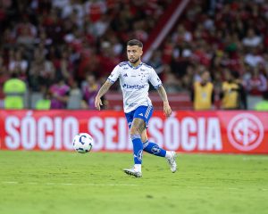 Cruzeiro fica sem Marlon, que foi emprestado e Matheus Henrique que passar&aacute; por cirurgia.