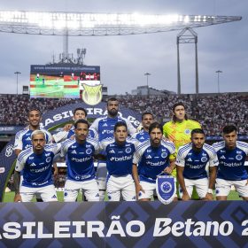 Gabigol não é mais “titular” fixo entre os 11 iniciais.