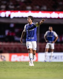 Raposa quer voltar a vencer em casa e colar na parte de cima da tabela. Cruzeiro x Bahia. A Minas FM transmite.