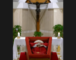 Papa Francisco começa a ser velado no Vaticano; funeral vai durar 9 dias