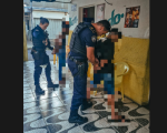 Nova Serrana: Casal é preso em flagrante por tráfico de drogas próximo à escola