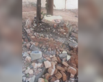 Vídeo: Entulho de demolição ocupa passeio e atrapalha pedestres em Divinópolis