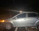 Formiga: Condutor perde controle da direção do veículo e bate contra mureta na BR-354
