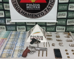 Pará de Minas: Homem é preso com arma, drogas e mais de R$ 1 mil