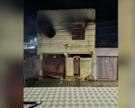 Divinópolis: Bombeiros resgatam homem desacordado na cozinha durante combate a incêndio