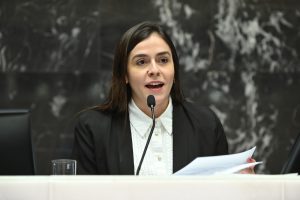 Lohanna den&uacute;ncia Zema no MP por propaganda extempor&acirc;nea com uso de IA