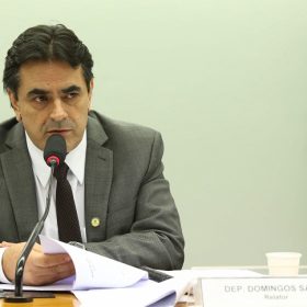 Pesquisa aponta Domingos S&aacute;vio como um dos nomes da direita mineira ao Senado em 2026