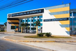 Divinaexpo 2025: Prefeitura de Divin&oacute;polis abre credenciamento de food trucks e barracas