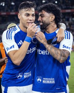 Depois de &ldquo;achar&rdquo; o time, Cruzeiro vai se firmando com Leonardo Jardim.