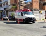 Motociclista fica ferida após acidente no Centro de Divinópolis