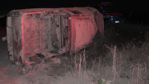 Arcos: Motorista morre em capotamento de caminhonete na MG-170