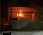 Homem é preso após colocar fogo na própria casa com familiares dentro, na Grande BH