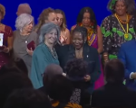 Divinopolitana Jurema Machado é homenageada com medalha de honra ao mérito em evento no RJ