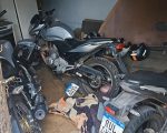 Polícia Militar desmonta desmanche e recupera três motos furtadas em BH