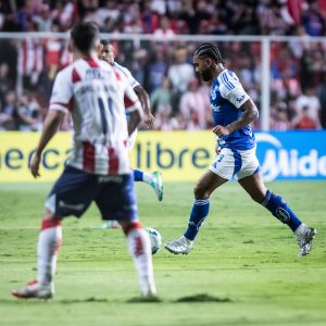 Raposa se despede da Sula em &ldquo;jogo-treino&rdquo; de luxo. Cruzeiro x Uni&oacute;n Santa Fe.