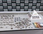 Adolescente é apreendido com drogas e dinheiro em Nova Serrana