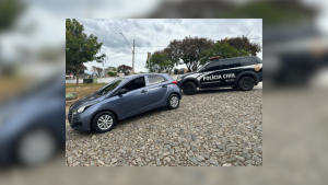 Carro clonado &eacute; apreendido pela Pol&iacute;cia Civil em Ita&uacute;na