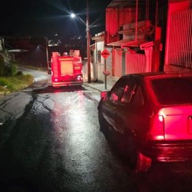 Formiga: Inc&ecirc;ndio suspeito em ve&iacute;culo mobiliza Bombeiros e Pol&iacute;cia