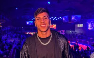 Atletas do Cruzeiro, Gabigol e Kaio Jorge, marcam presen&ccedil;a em evento da NBA em S&atilde;o Paulo