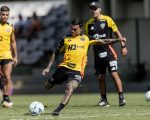 Dudu se prepara para sua primeira partida no Atlético: um retrospecto das estreias ao longo de sua carreira