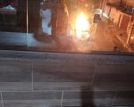Incêndio destrói veículo no bairro Ipiranga, em BH; vídeo
