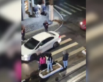 Divinópolis: Motociclista fica ferido após queda na rua Goiás