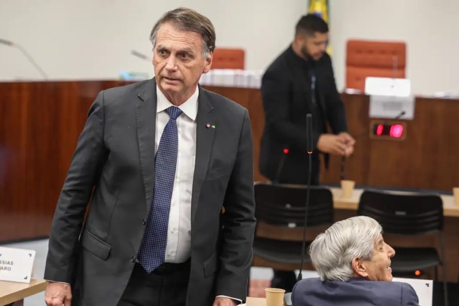 PGR pede condenação de Bolsonaro e mais 7 réus por tentativa de golpe de Estado