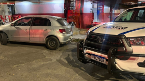 Nova Serrana: PM recupera ve&iacute;culo furtado e prende acusado por recepta&ccedil;&atilde;o e embriaguez
